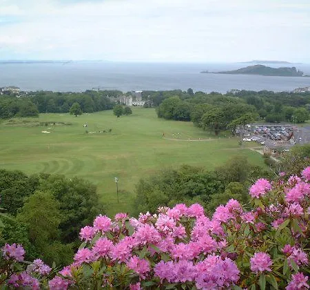 Otel Deer Park Golf And 3*